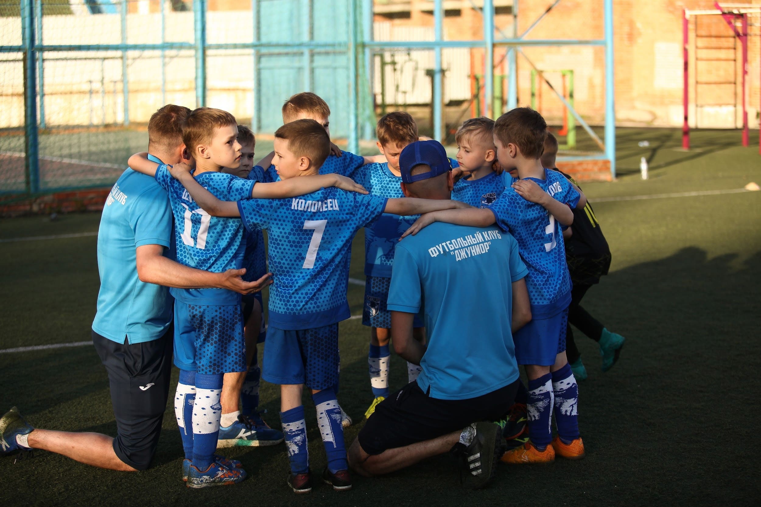 Джуниор №28