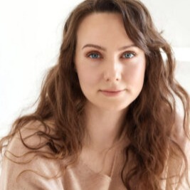 Елена Стефанова